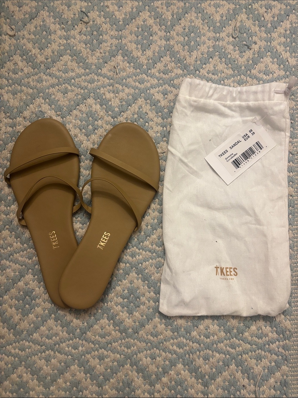 TKEES like new with tags Tan Minimalist Slide Sandals
